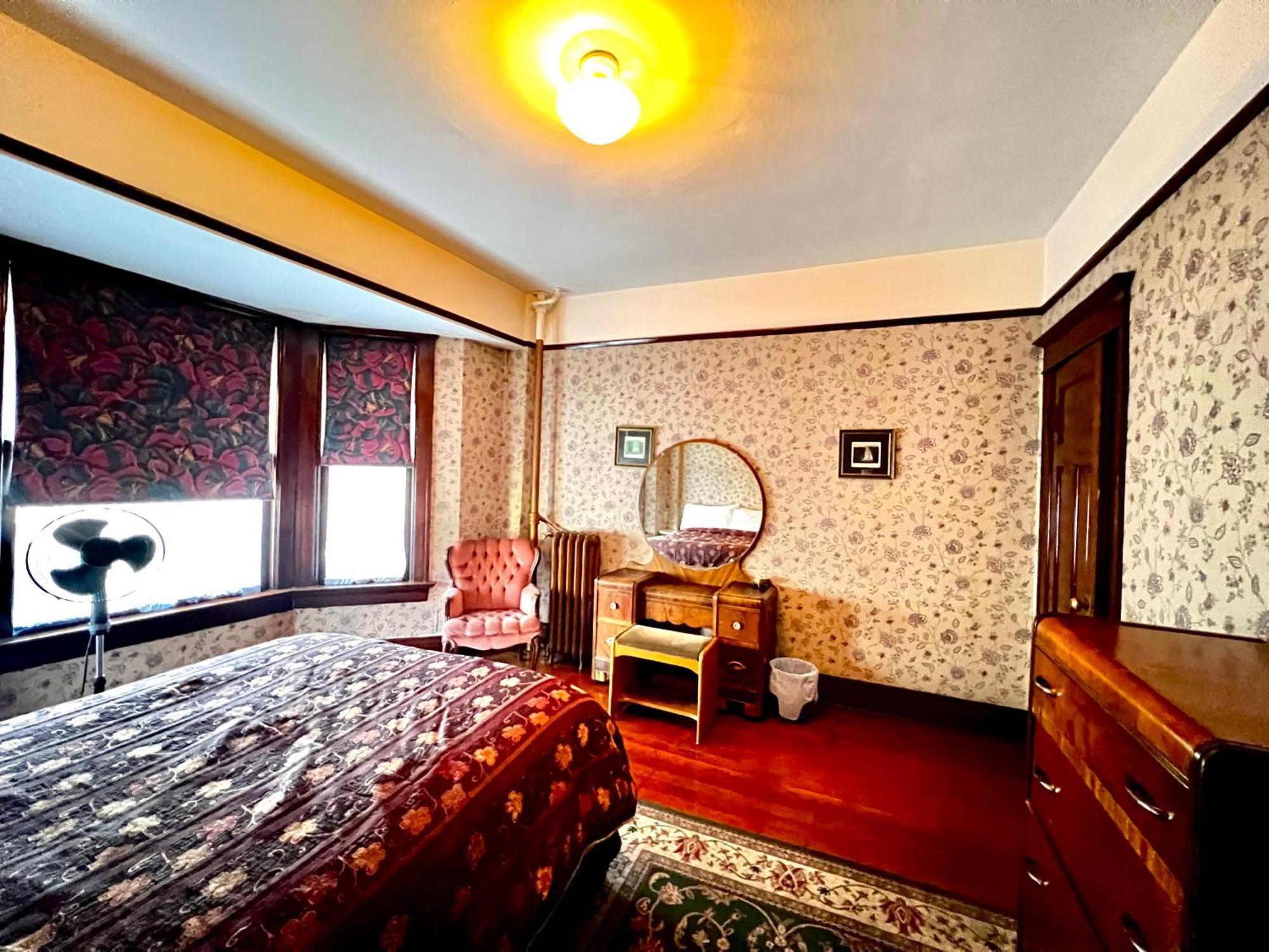 Arundel Mansions Hotel New Westminster Eksteriør bilde